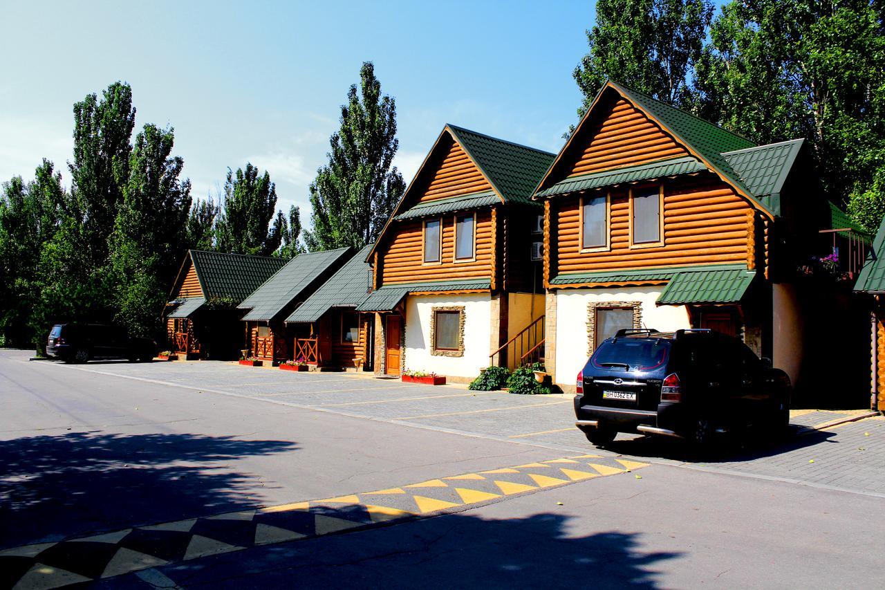 Hotel Gostiniy Dvor Non-Stop Chersoń Zewnętrze zdjęcie