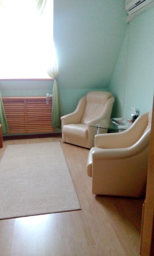 Hotel Gostiniy Dvor Non-Stop Chersoń Zewnętrze zdjęcie