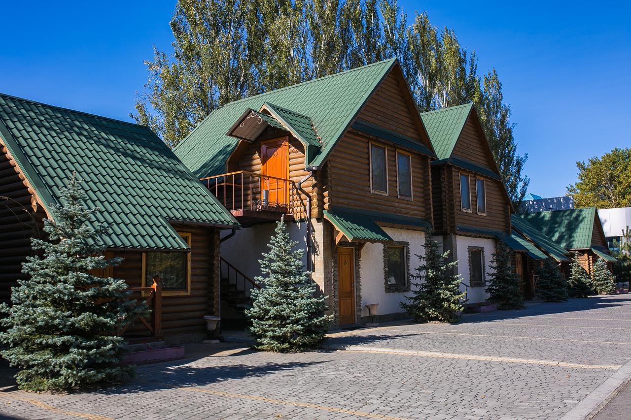 Hotel Gostiniy Dvor Non-Stop Chersoń Zewnętrze zdjęcie