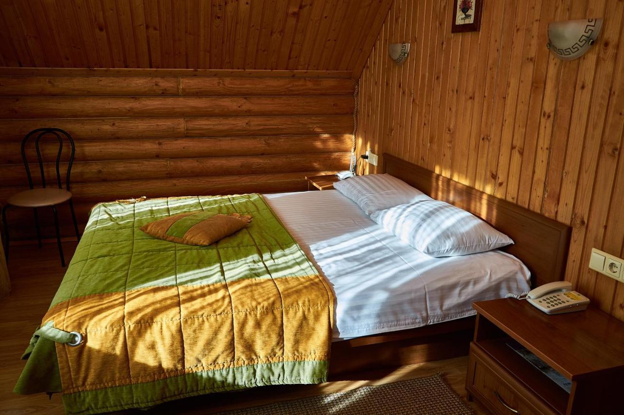Hotel Gostiniy Dvor Non-Stop Chersoń Zewnętrze zdjęcie