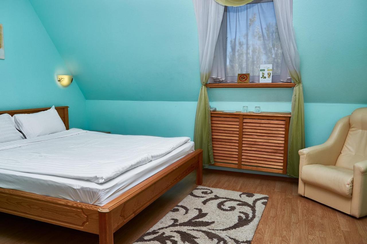 Hotel Gostiniy Dvor Non-Stop Chersoń Zewnętrze zdjęcie